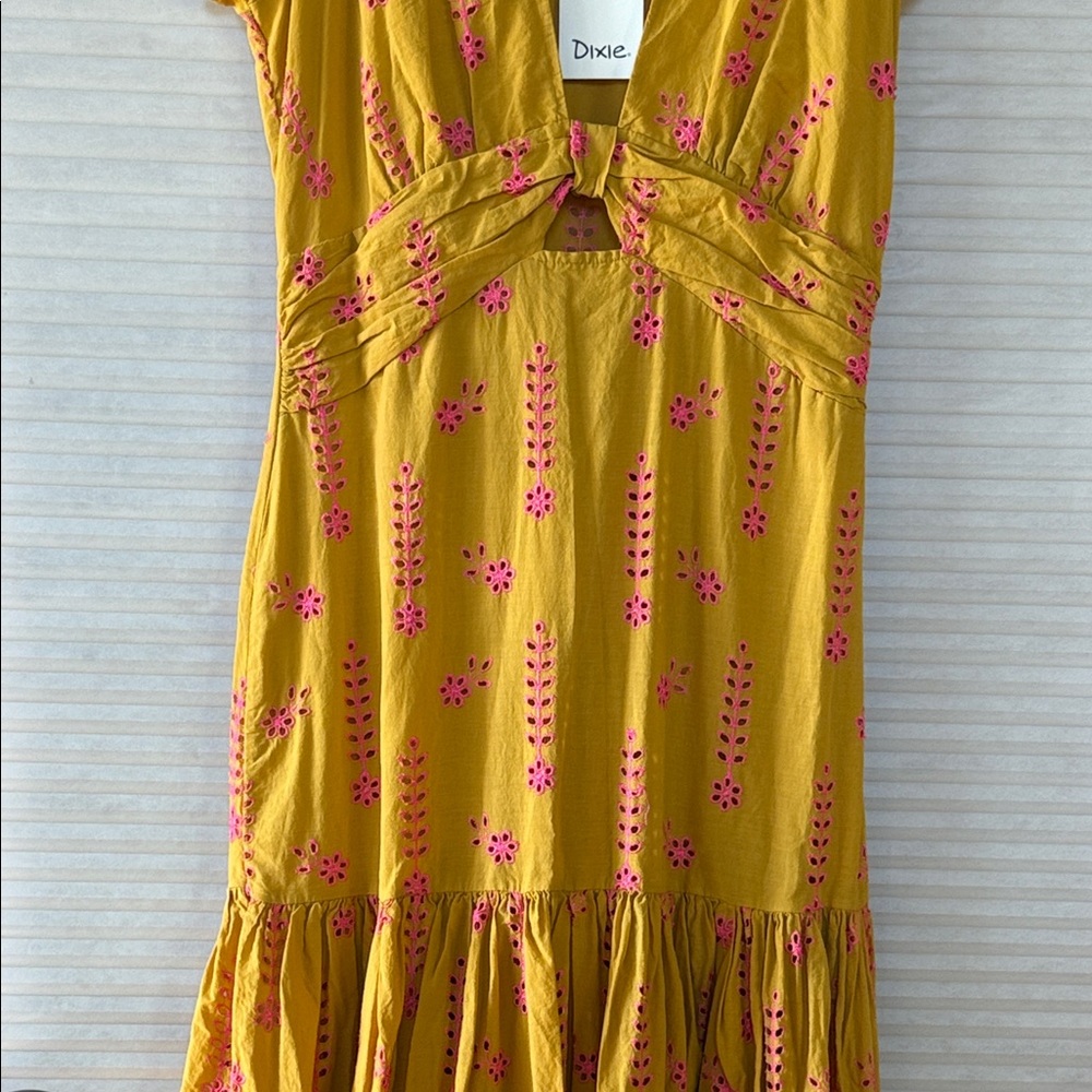 NWT DIXIE Yellow and Pink Floral embroidered Maxi Dress size medium - Picture 3 of 15